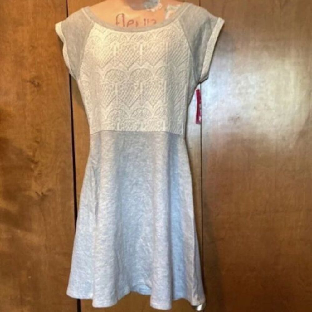 Xhilaration White & Gray Skater Dress Juniors Size Medium w/ Embroidery NEW NWT